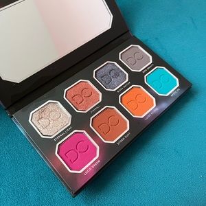Dominique Cosmetics Eyeshadow palette